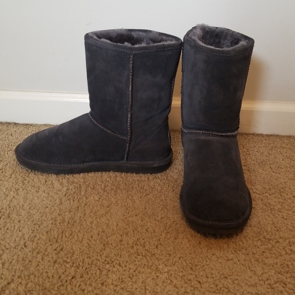 Bearpaw Emma boots